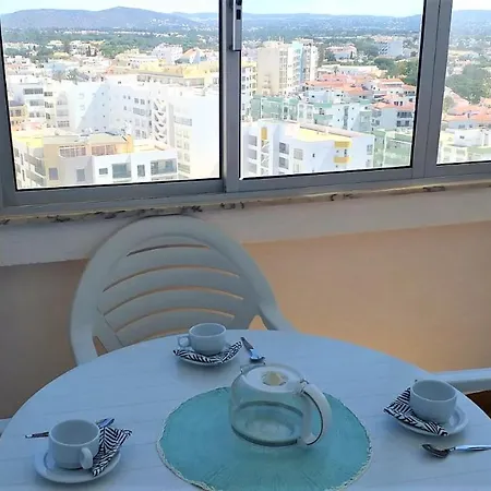 T1 Torre 17 Vista * Quarteira