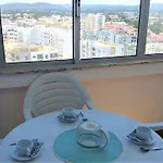 T1 Torre 17 Vista * Quarteira